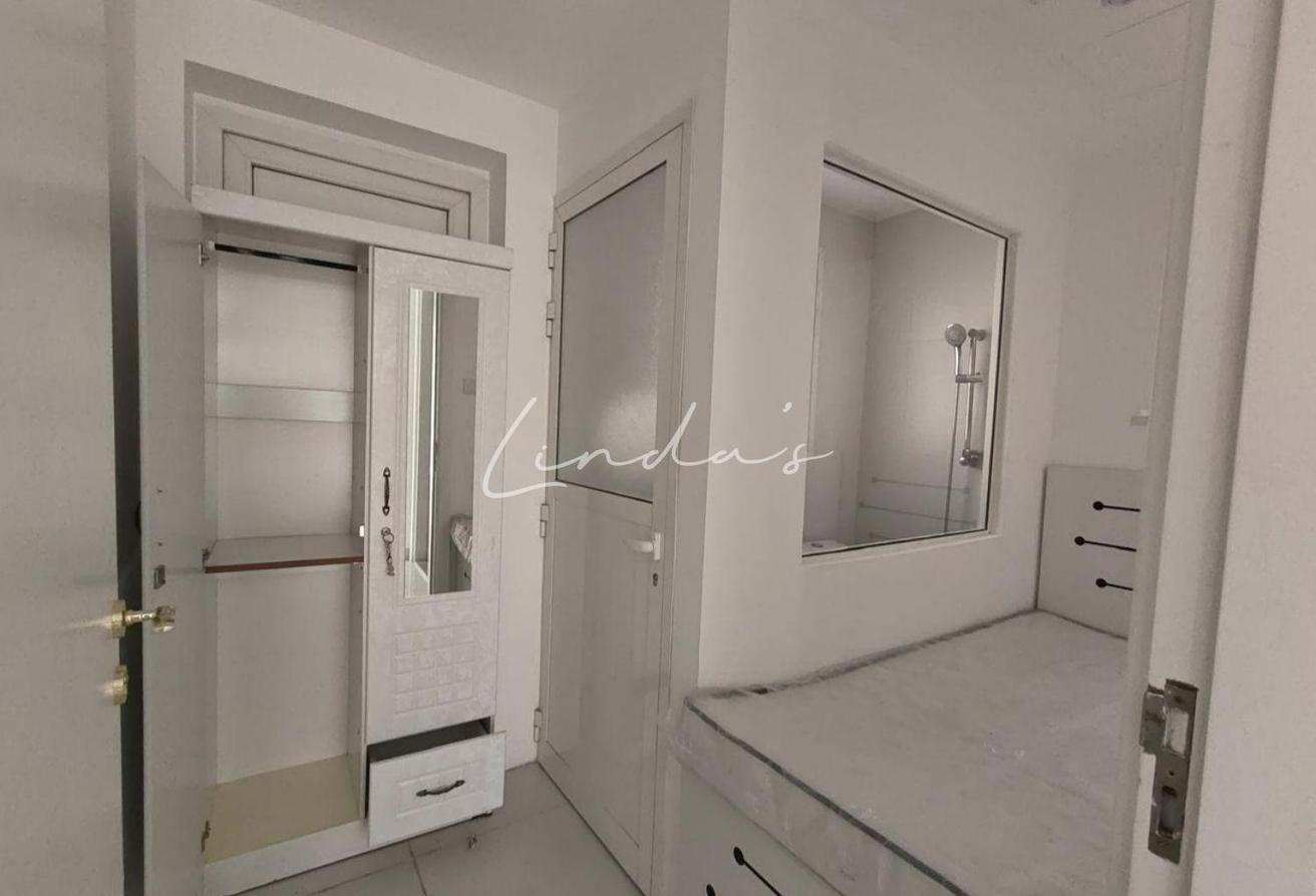 Single Row | Upgraded | three bed plus Maids Room photo 22