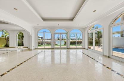 Villa - 5 Bedrooms - 6 Bathrooms for rent in Garden Homes Frond L - Garden Homes - Palm Jumeirah - Dubai