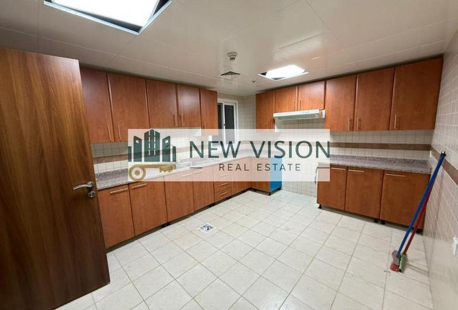 100850106 - Property Image 2