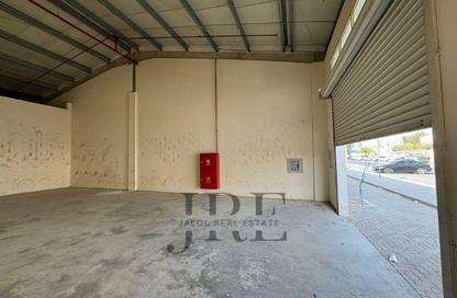 Warehouse - Studio - 1 for rent in Al Sajaa Industrial - Al Sajaa - Sharjah