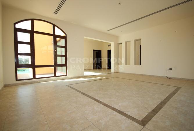 79839612 - Property Main Image