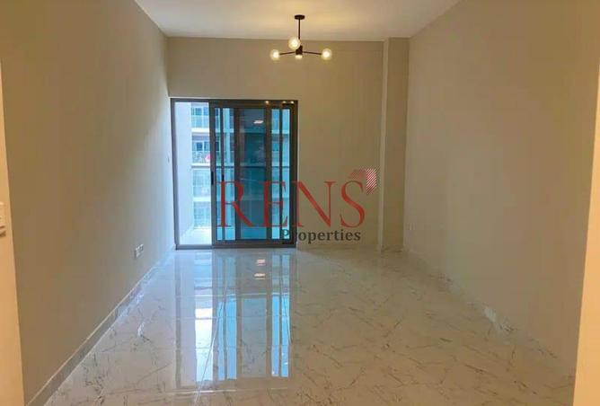 92718600 - Property Main Image