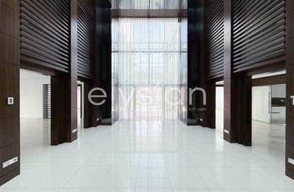 Villa - 5 Bedrooms - 7 Bathrooms for rent in Signature Villas Frond B - Signature Villas - Palm Jumeirah - Dubai