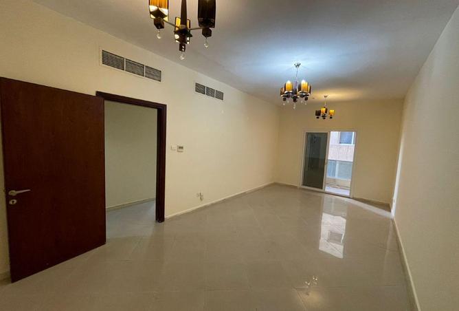 61693042 - صورة العقار 3