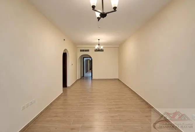 152829430 - Property Image 2