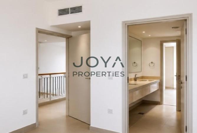 121098583 - Property Image 3