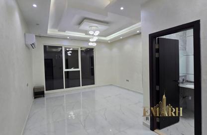 Villa - 3 - 5 for rent in Al Helio 2 - Al Helio - Ajman