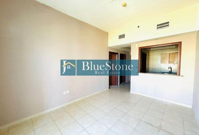 Elegant One Bedroom | Vacant | Open View