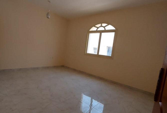 79429267 - Property Image 3