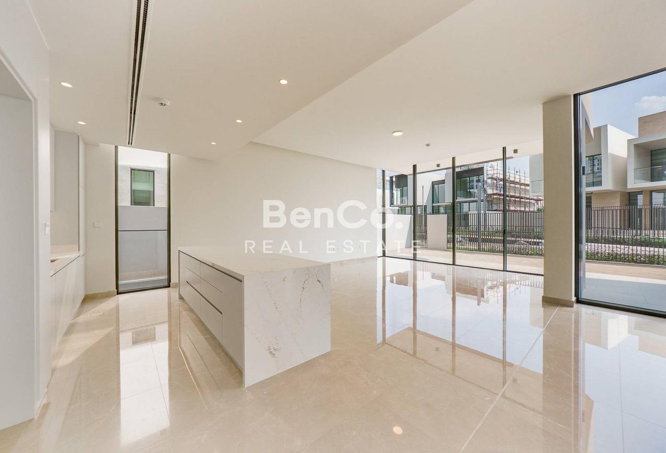 Next to Park | Basement | Open To Offers photo 7