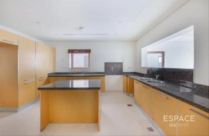 Townhouse - 3 - 2 for sale in Dubai Style - North Village - Al Furjan - Dubai