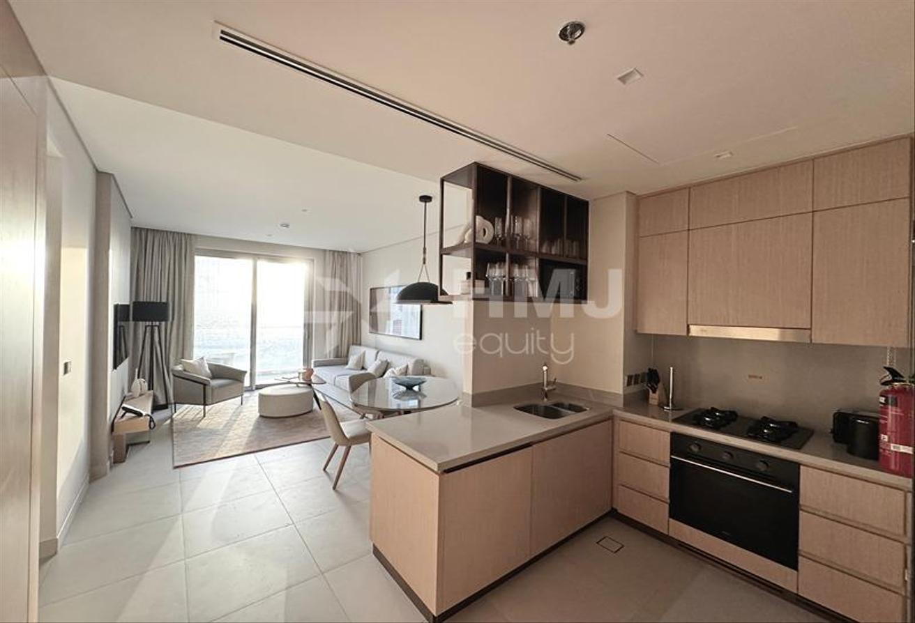Luxury Furnished Apartment with Burj Views photo 6