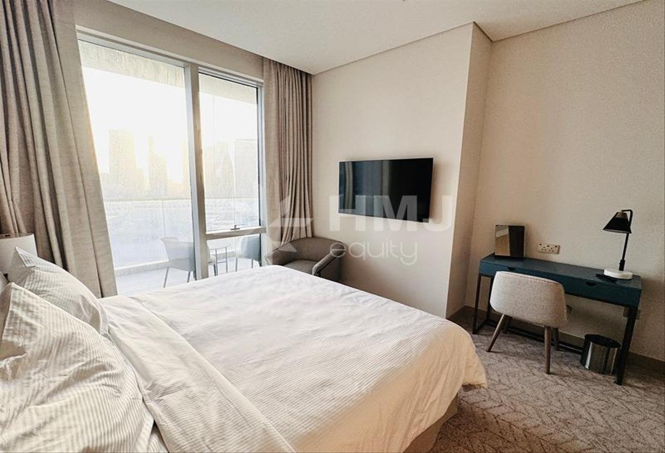 Luxury Furnished Apartment with Burj Views photo 12