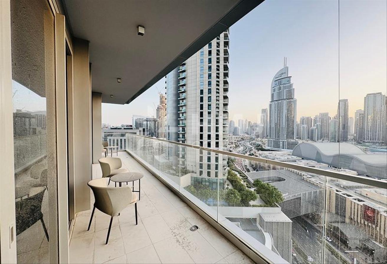 Luxury Furnished Apartment with Burj Views photo 16