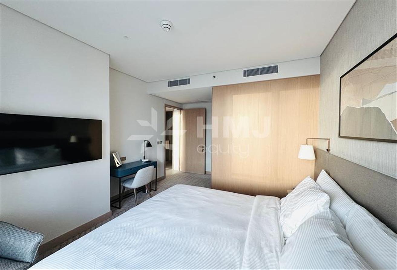 Luxury Furnished Apartment with Burj Views photo 11