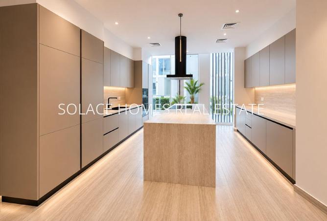111858870 - Property Image 3