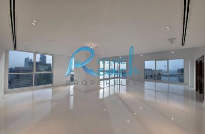 Apartment - 3 Bedrooms - 4 Bathrooms for rent in Cornich Al Khalidiya - Al Khalidiya - Abu Dhabi Apartment - 3 Bedrooms - 4 Bathrooms for rent in Cornich Al Khalidiya - Al Khalidiya - Abu Dhabi