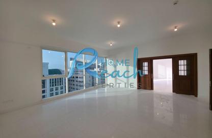 Apartment - 3 Bedrooms - 4 Bathrooms for rent in Cornich Al Khalidiya - Al Khalidiya - Abu Dhabi