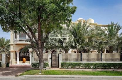 Villa - 7 - 7+ for rent in Sector E - Emirates Hills - Dubai