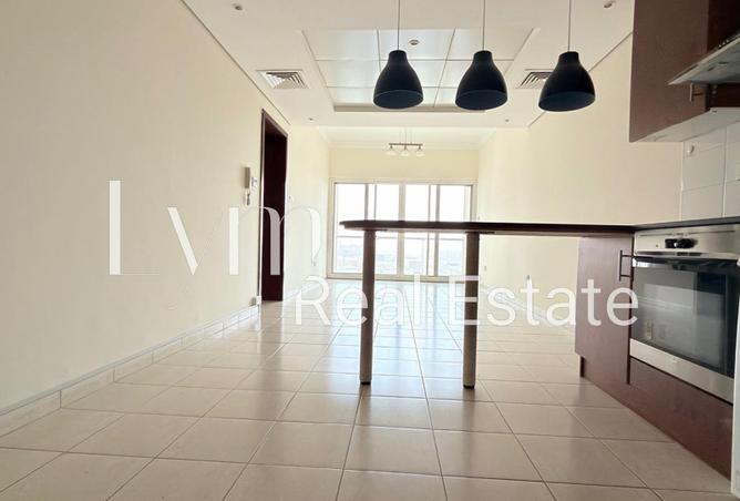 97366477 - Property Image 3