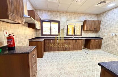 Villa - 4 Bedrooms - 5 Bathrooms for rent in Village 33 - Al Barsha 1 - Al Barsha - Dubai