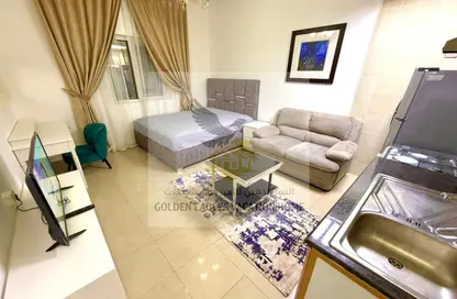 Apartment - 1 Bathroom for rent in Safia Tower - Al Majaz 3 - Al Majaz - Sharjah