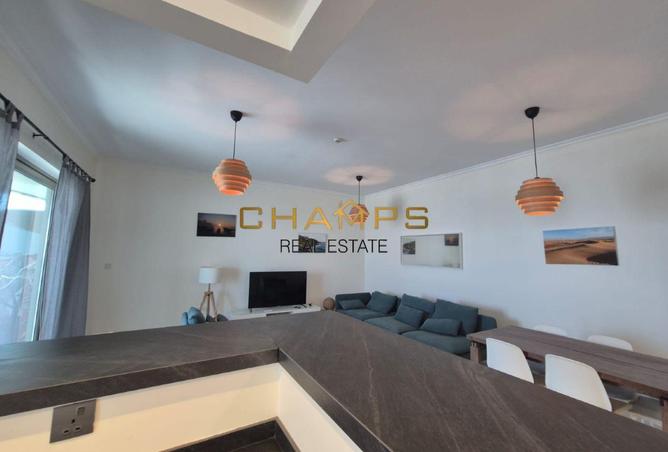 83223758 - Property Image 2