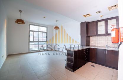 Apartment - 1 - 2 for rent in Oasis Residence - Barsha Heights (Tecom) - Dubai