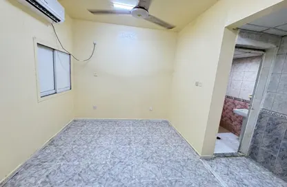 Apartment - Studio - 1 Bathroom for rent in Al Mujarrah - Al Sharq - Sharjah