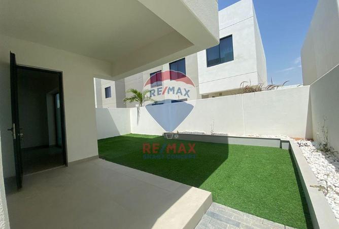 83244248 - الصورة الرئيسية للعقار