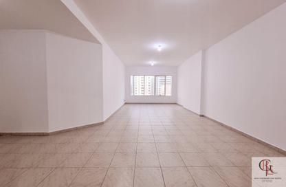 Apartment - 3 Bedrooms - 3 Bathrooms for rent in Burj Mohammed Bin Rashid at WTC - Corniche Road - Abu Dhabi