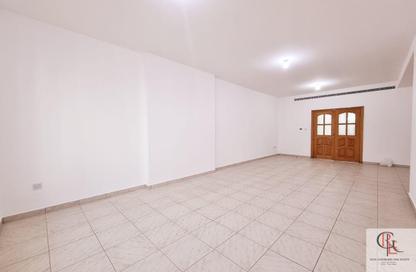 Apartment - 3 Bedrooms - 3 Bathrooms for rent in Burj Mohammed Bin Rashid at WTC - Corniche Road - Abu Dhabi