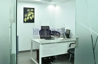 Business Centre - Studio - 1 Bathroom for rent in Latifa Tower - Sheikh Zayed Road - Dubai