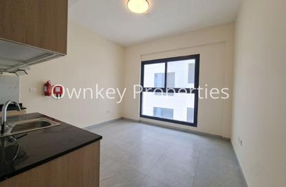 Apartment - Studio - 1 Bathroom for rent in Muna Karama Building - Al Karama - Dubai