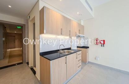 Apartment - Studio - 1 Bathroom for rent in Muna Karama Building - Al Karama - Dubai