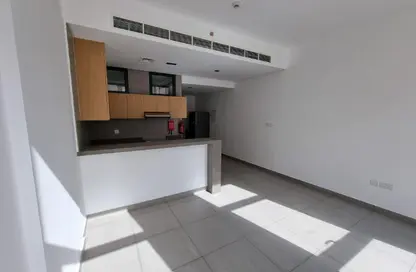 شقة - 1 حمام للبيع في أسواق للعقارات - الممشى - مويلح - الشارقة