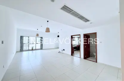 Apartment - 2 Bedrooms - 3 Bathrooms for rent in Cascades Tower - Dubai Marina - Dubai