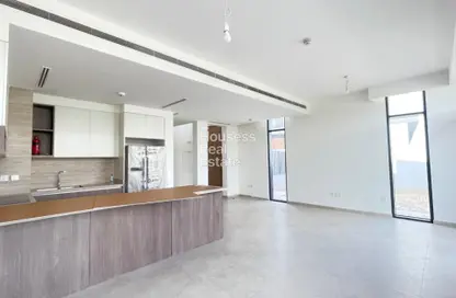 Townhouse - 4 Bedrooms - 5 Bathrooms for rent in Mudon Al Ranim 1 - Mudon - Dubai