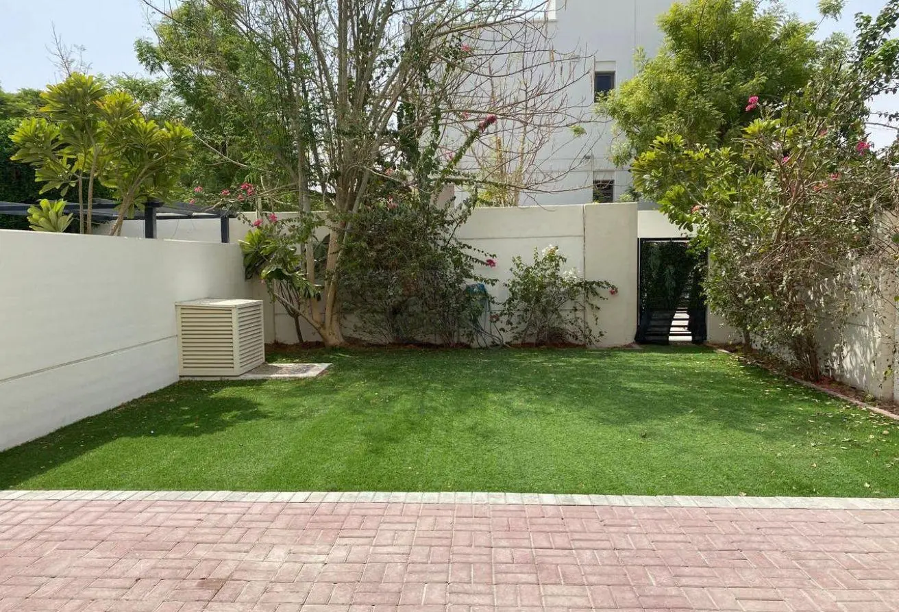 122002246 - Property Main Image
