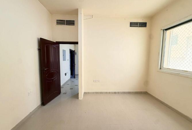 77401582 - Property Main Image