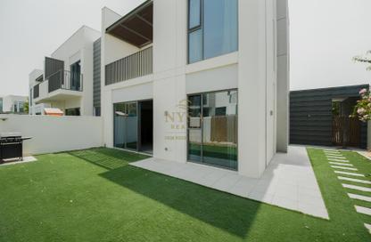 Townhouse - 4 Bedrooms - 5 Bathrooms for sale in Sun - Arabian Ranches 3 - Dubai