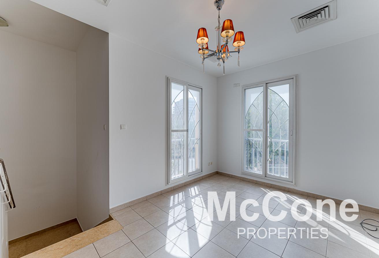 Single Row | Maids Room | Gated Community photo 13