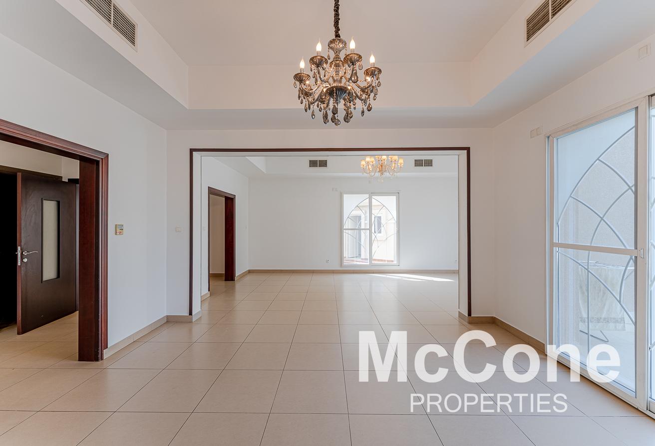 Single Row | Maids Room | Gated Community photo 7