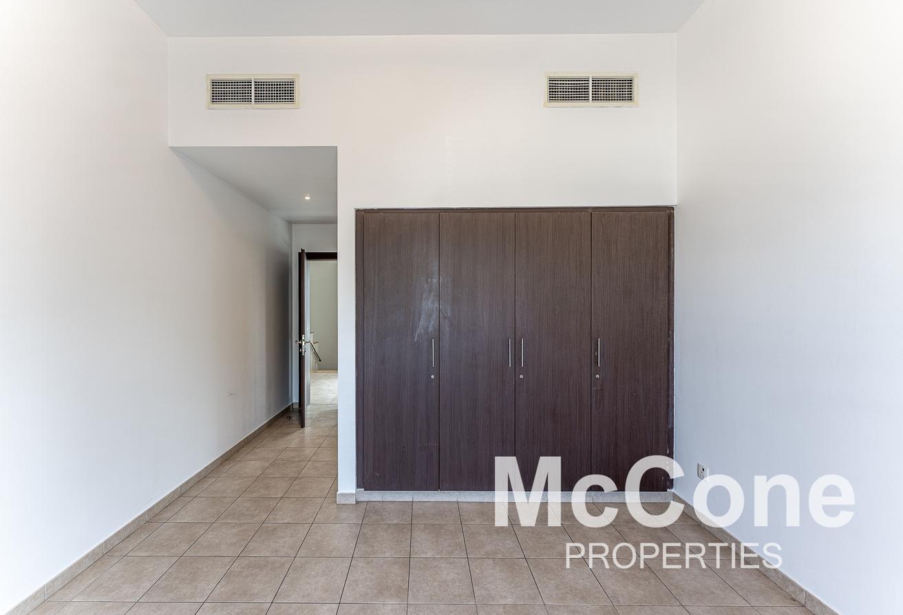 Single Row | Maids Room | Gated Community photo 12