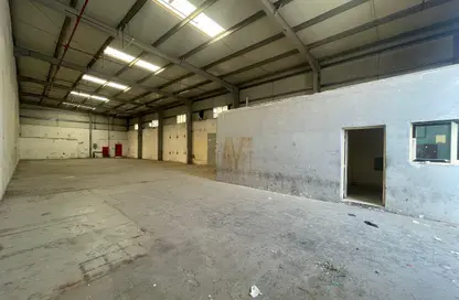 Warehouse - Studio - 1 Bathroom for rent in Industrial Building 13 - Industrial Area 13 - Sharjah Industrial Area - Sharjah