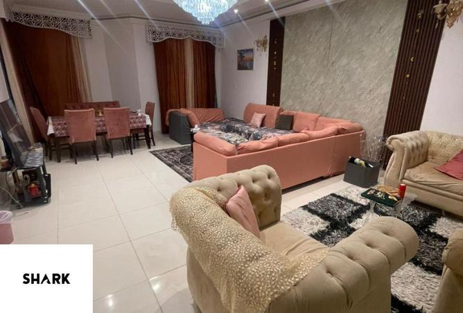 72722261 - Property Image 2