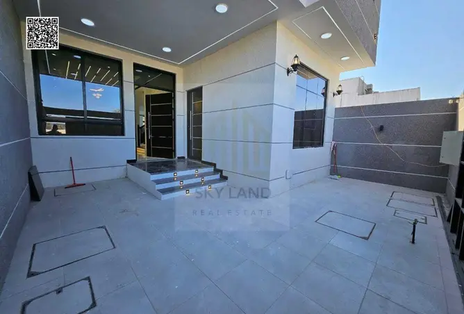 135602563 - Property Image 3