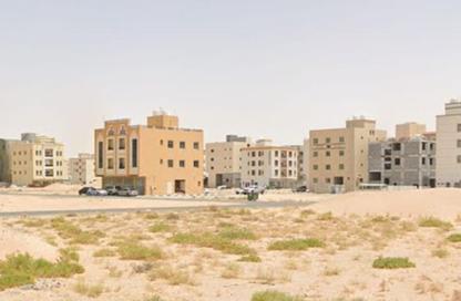 أرض - استوديو للبيع في برج العاليا - الخان - الشارقة