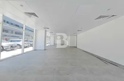 Shop - Studio - 1 Bathroom for rent in C13 - Al Nahyan - Abu Dhabi