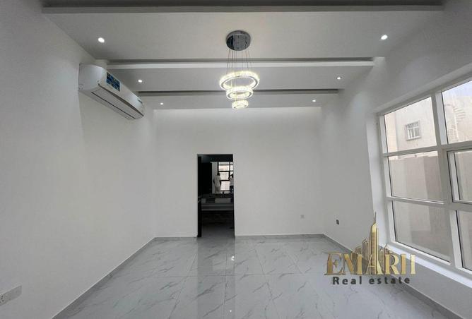121547926 - Property Image 3